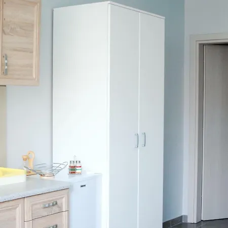 Soula's Sunshine Apartment *